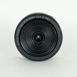 Canon EF-M28mm F3.5 マクロ IS STM