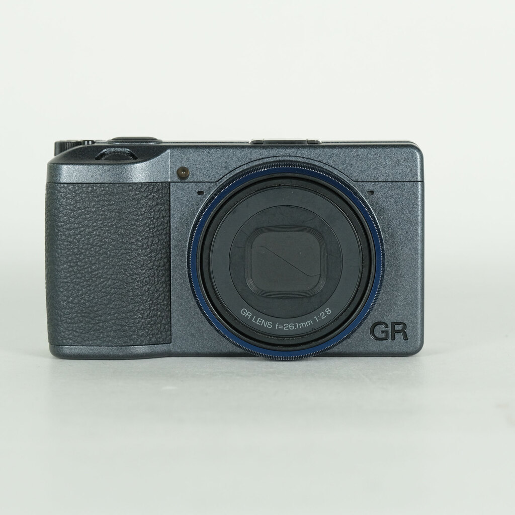 RICOH GR IIIx Urban Editionの出品 | ONE SCENE（ワンシーン）