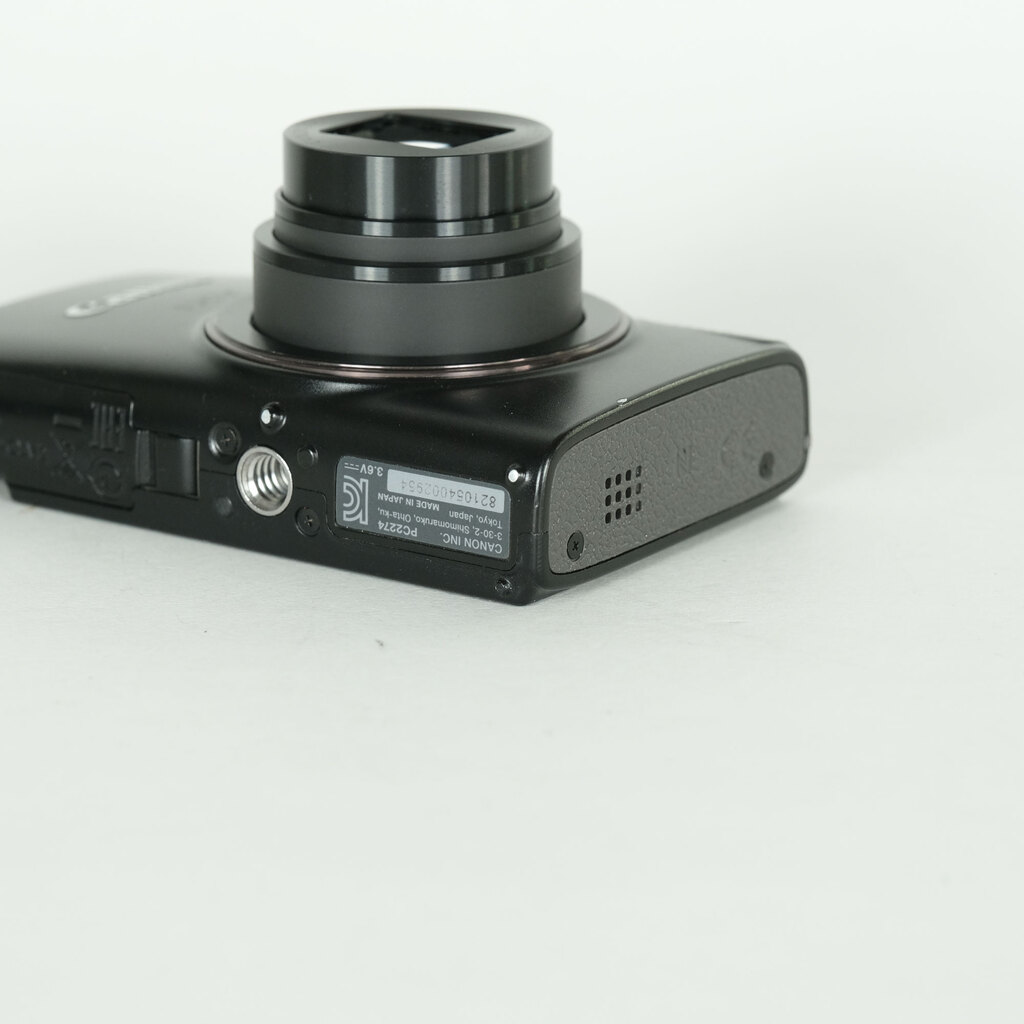 Canon IXY 650 ブラック