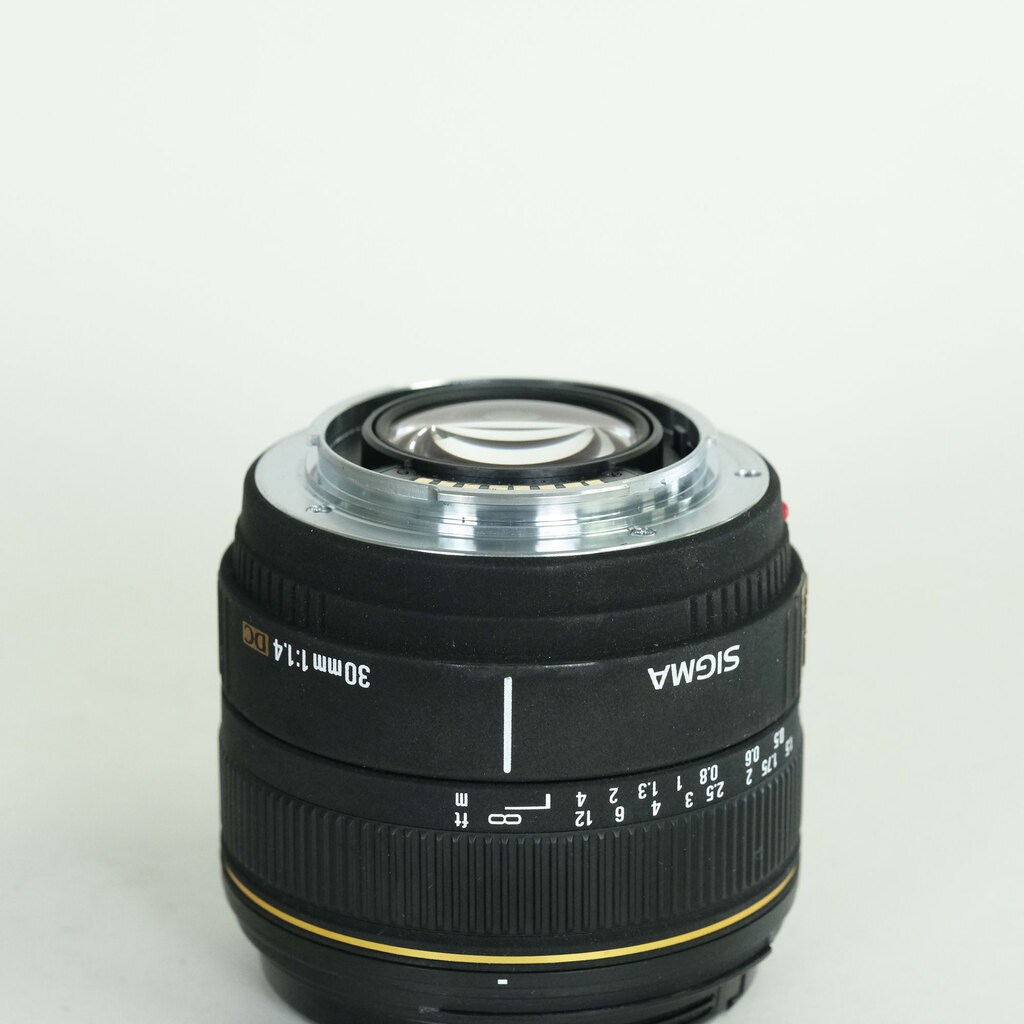 SIGMA 30mm F1.4EX DC (ソニーA用)