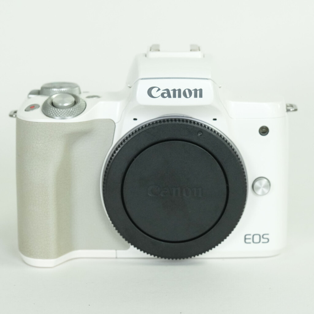 Canon EOS Kiss M Canon EOS Kiss M