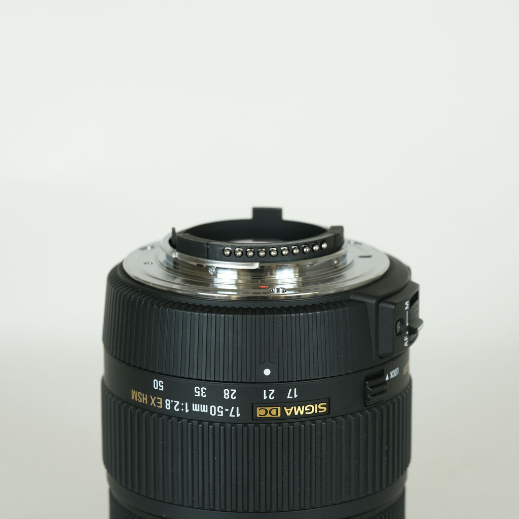 SIGMA 17-50mm F2.8 EX DC OS HSM (ニコンF用)