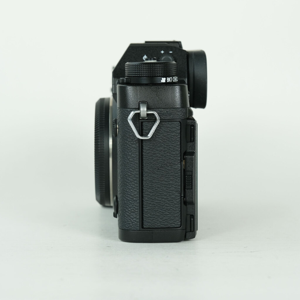 FUJIFILM X-T2