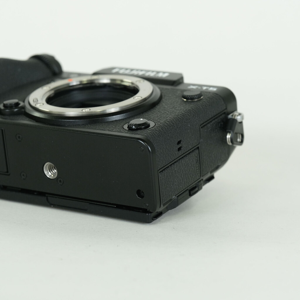 FUJIFILM X-T5 FUJIFILM X-T5