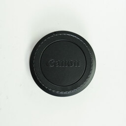 Canon EF-S18-200mm F3.5-5.6 IS Canon EF-S18-200mm F3.5-5.6 IS