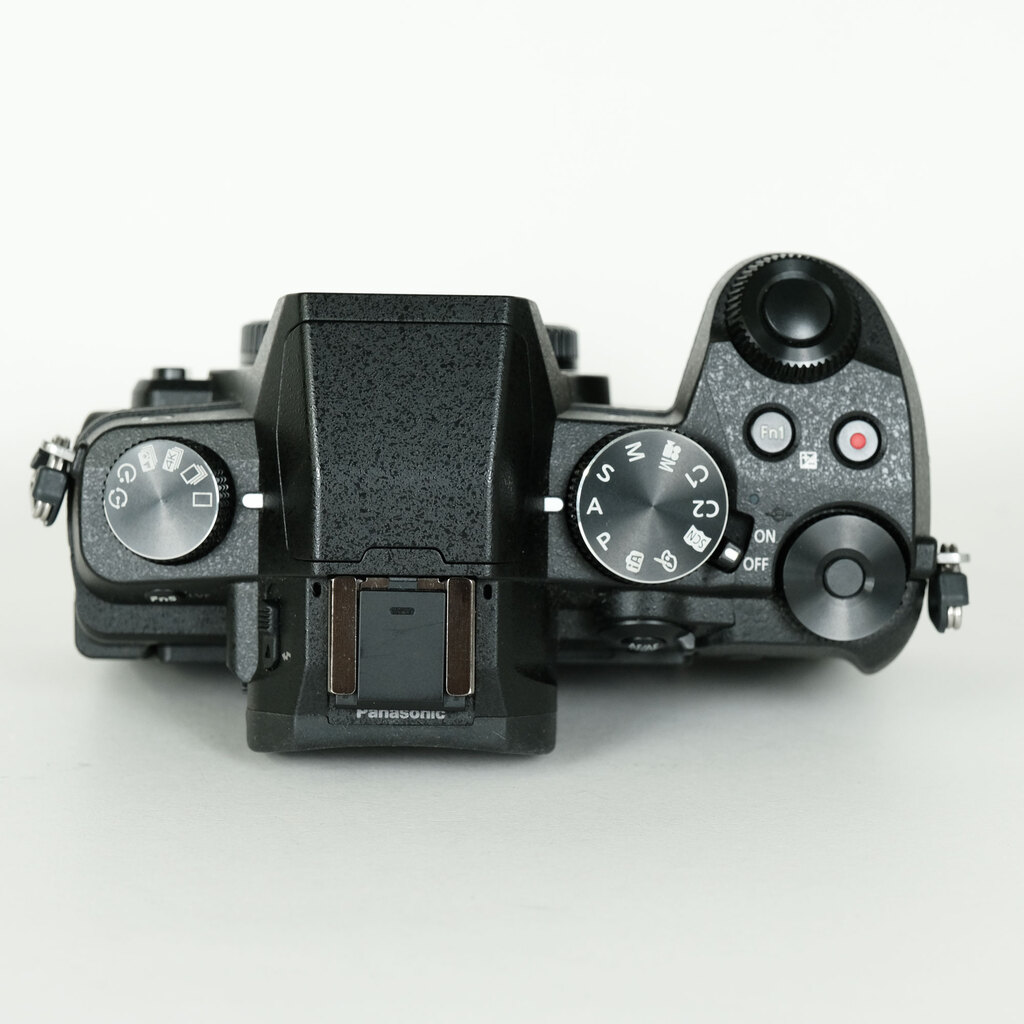 Panasonic LUMIX DMC-G8