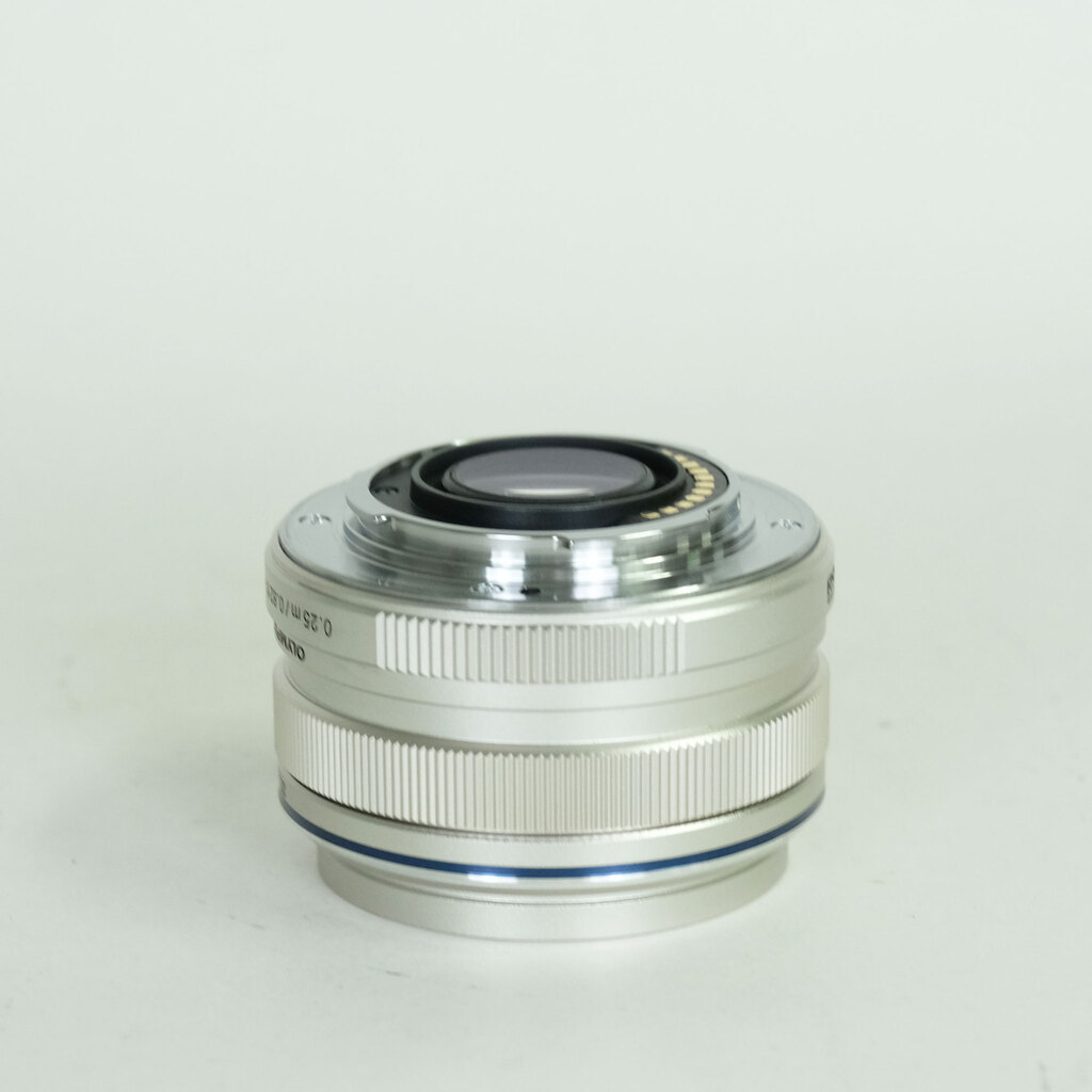 OLYMPUS M.ZUIKO DIGITAL 17mm F1.8