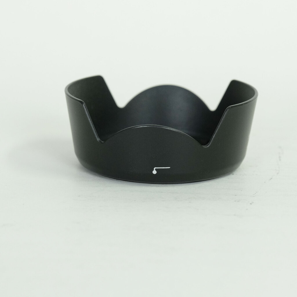 Nikon AF-S DX NIKKOR 18-55mm f3.5-5.6G VR II Nikon AF-S DX NIKKOR 18-55mm f3.5-5.6G VR II