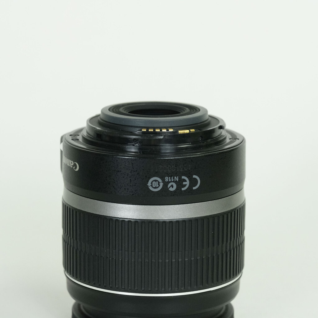 Canon EF-S18-55mm F3.5-5.6 IS
