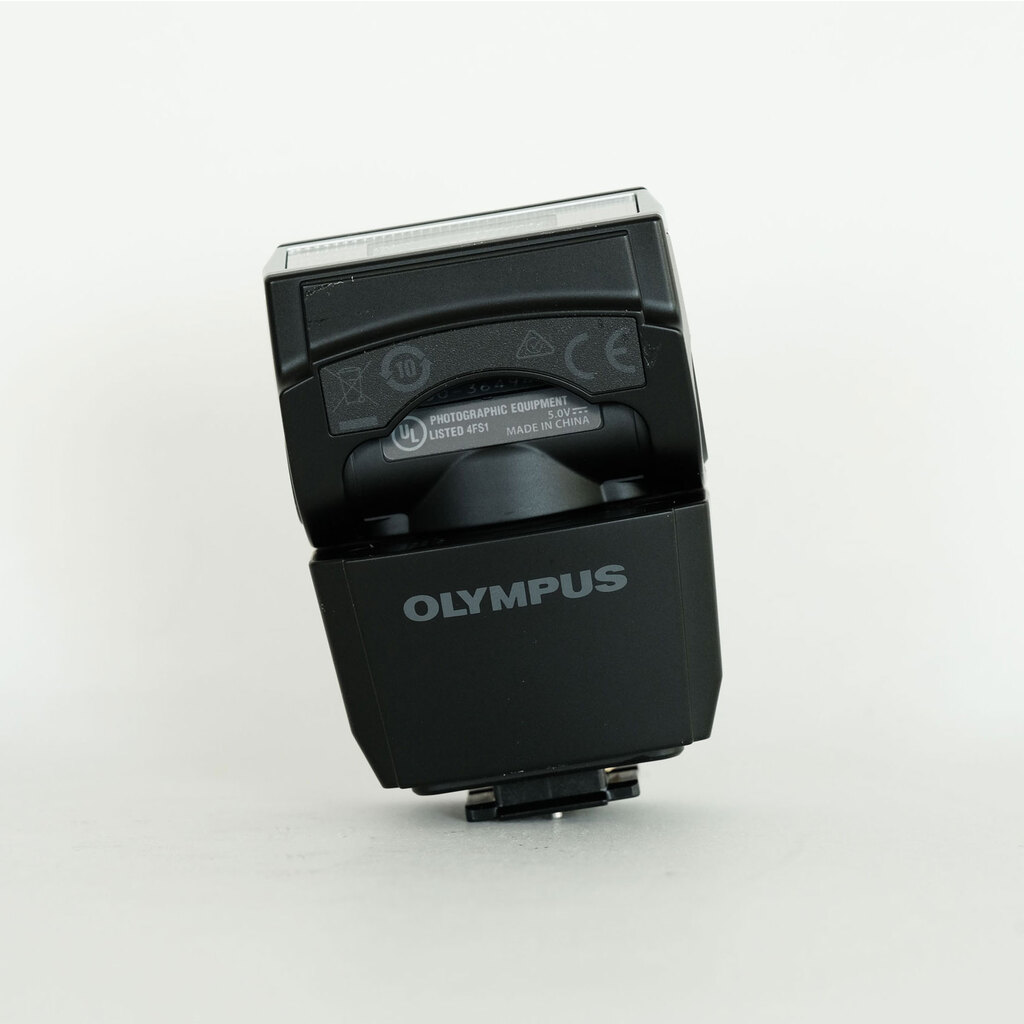 OLYMPUS PEN-F