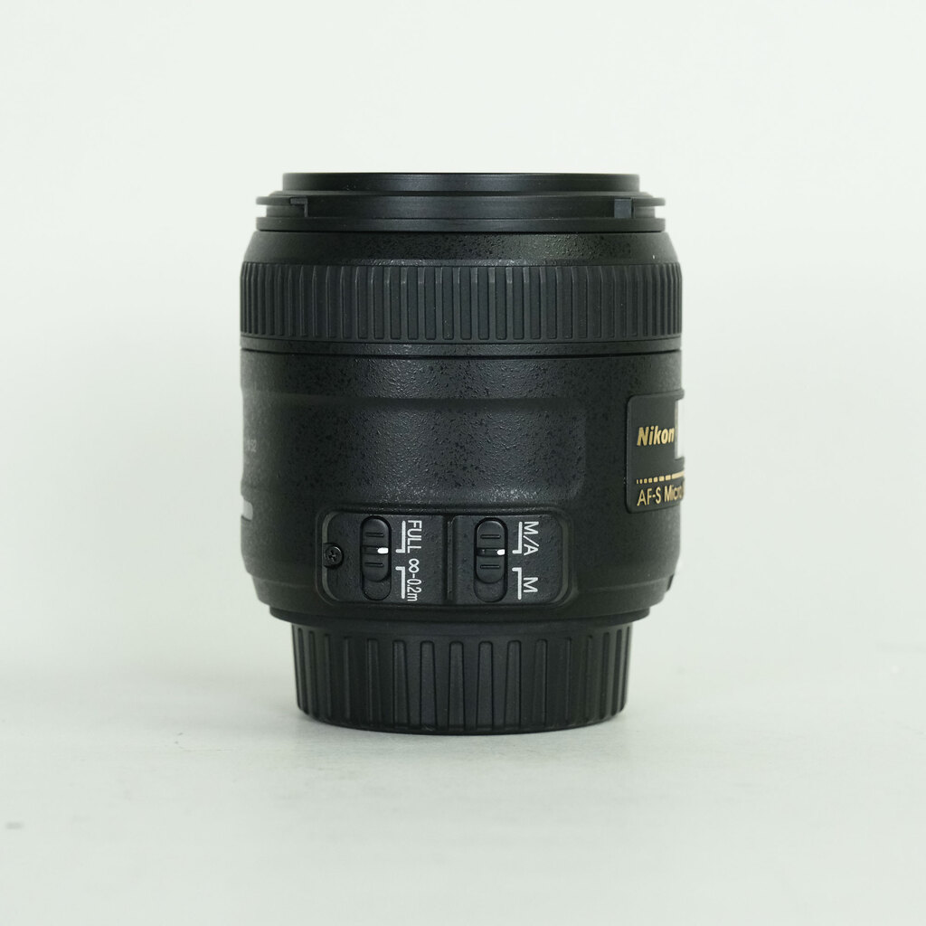 Nikon AF-S DX Micro NIKKOR 40mm f/2.8G
