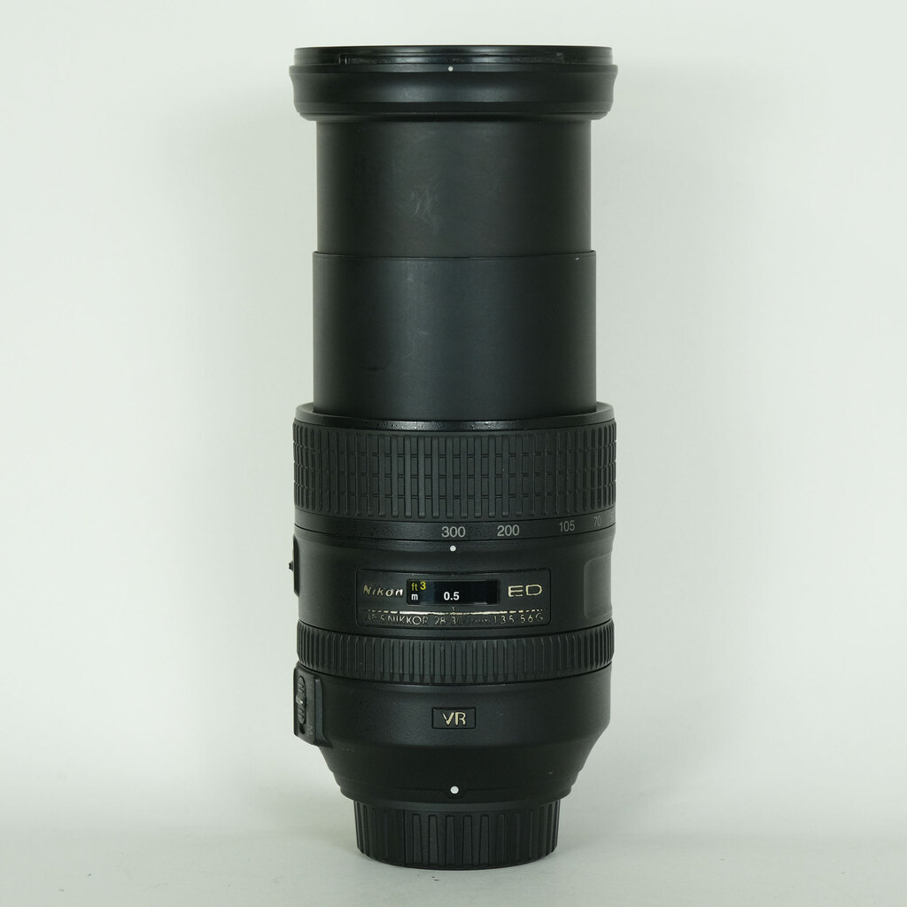 Nikon AF-S NIKKOR 28-300mm f/3.5-5.6G ED VR