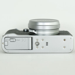 FUJIFILM X100F シルバー