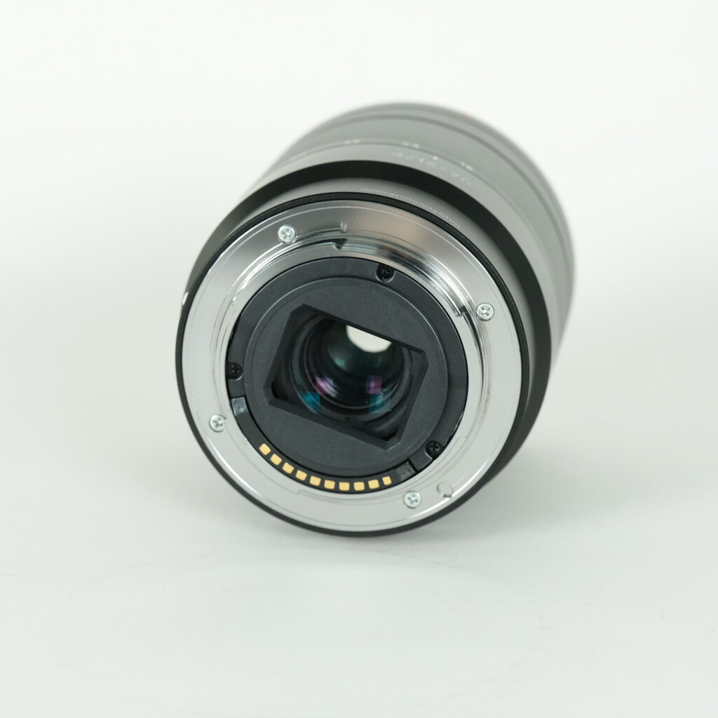 SONY Vario-Tessar T* E 16-70mm F4 ZA OSS SEL1670Z SONY Vario-Tessar T* E 16-70mm F4 ZA OSS SEL1670Z