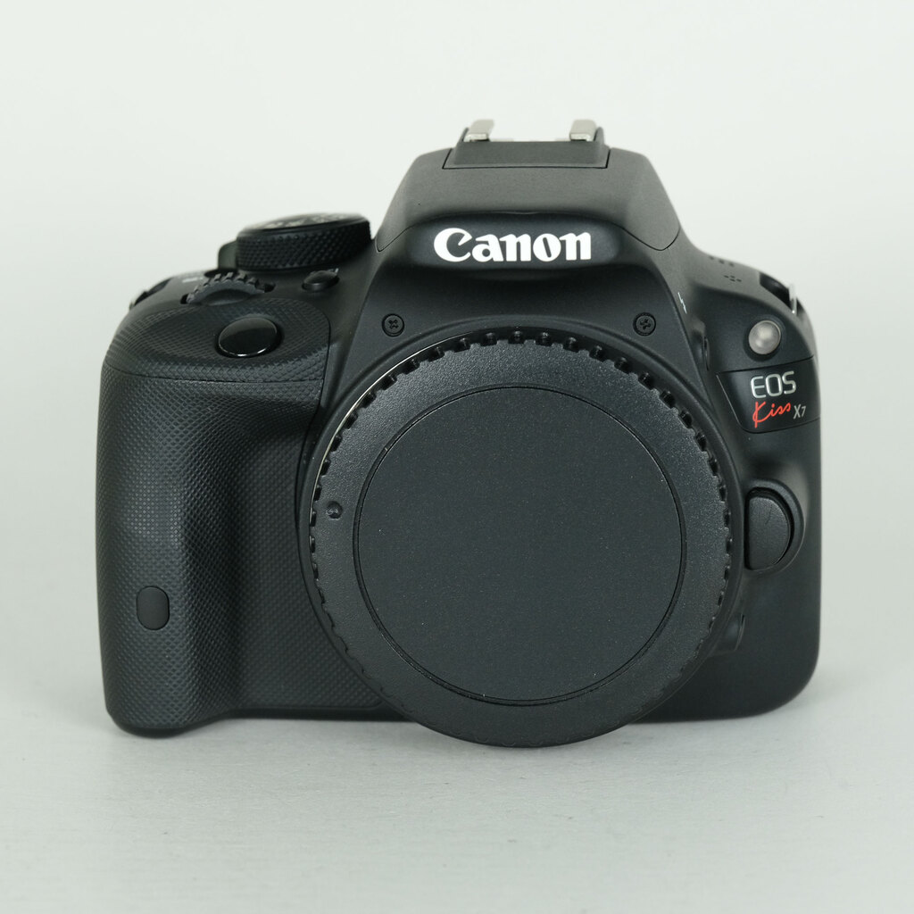 Canon EOS Kiss X7