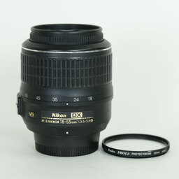 Nikon AF-S DX NIKKOR 18-55mm F3.5-5.6 G VR Nikon AF-S DX NIKKOR 18-55mm F3.5-5.6 G VR