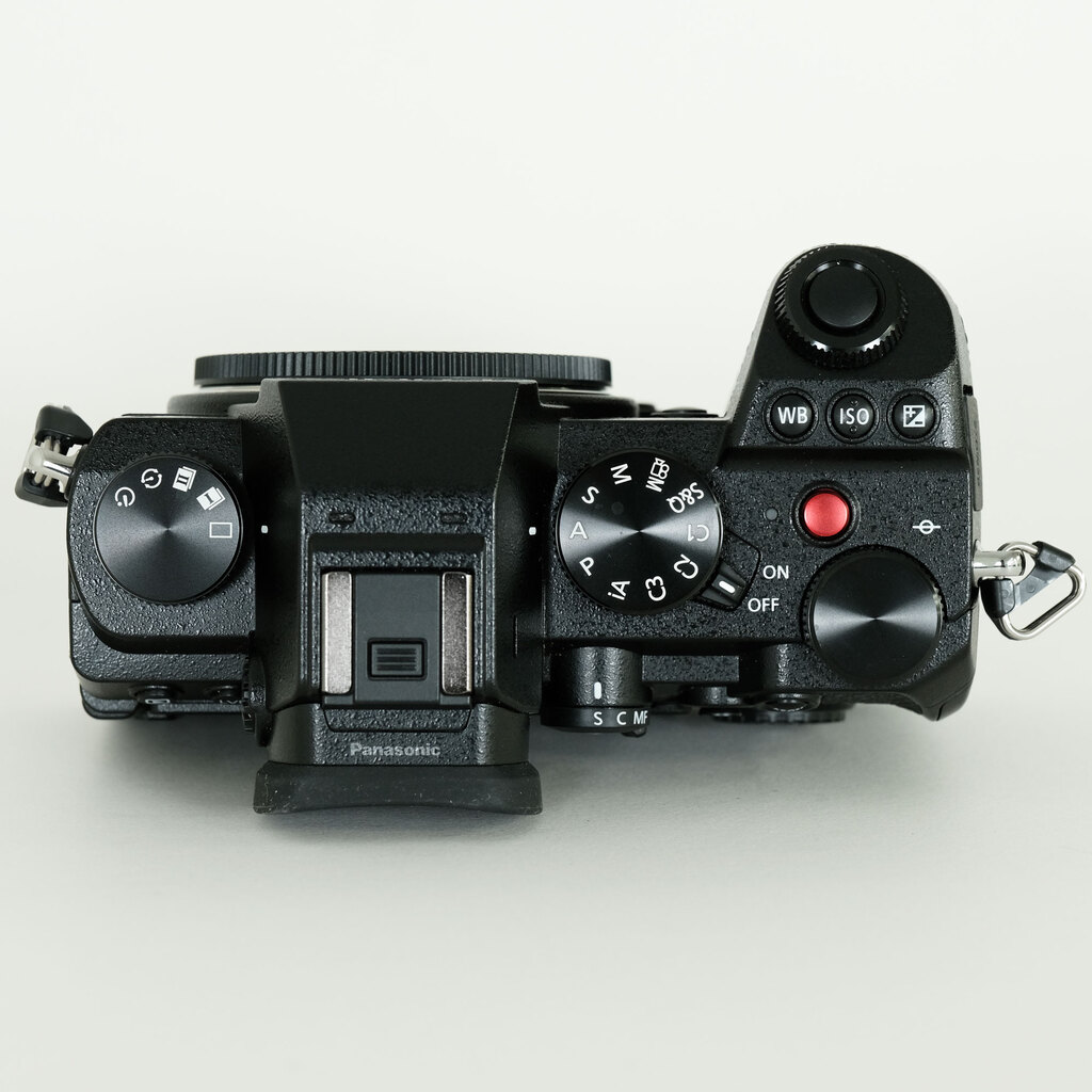 Panasonic LUMIX DC-S5