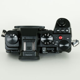 Panasonic LUMIX DC-S5