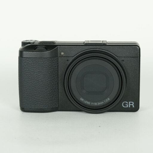 RICOH GR III