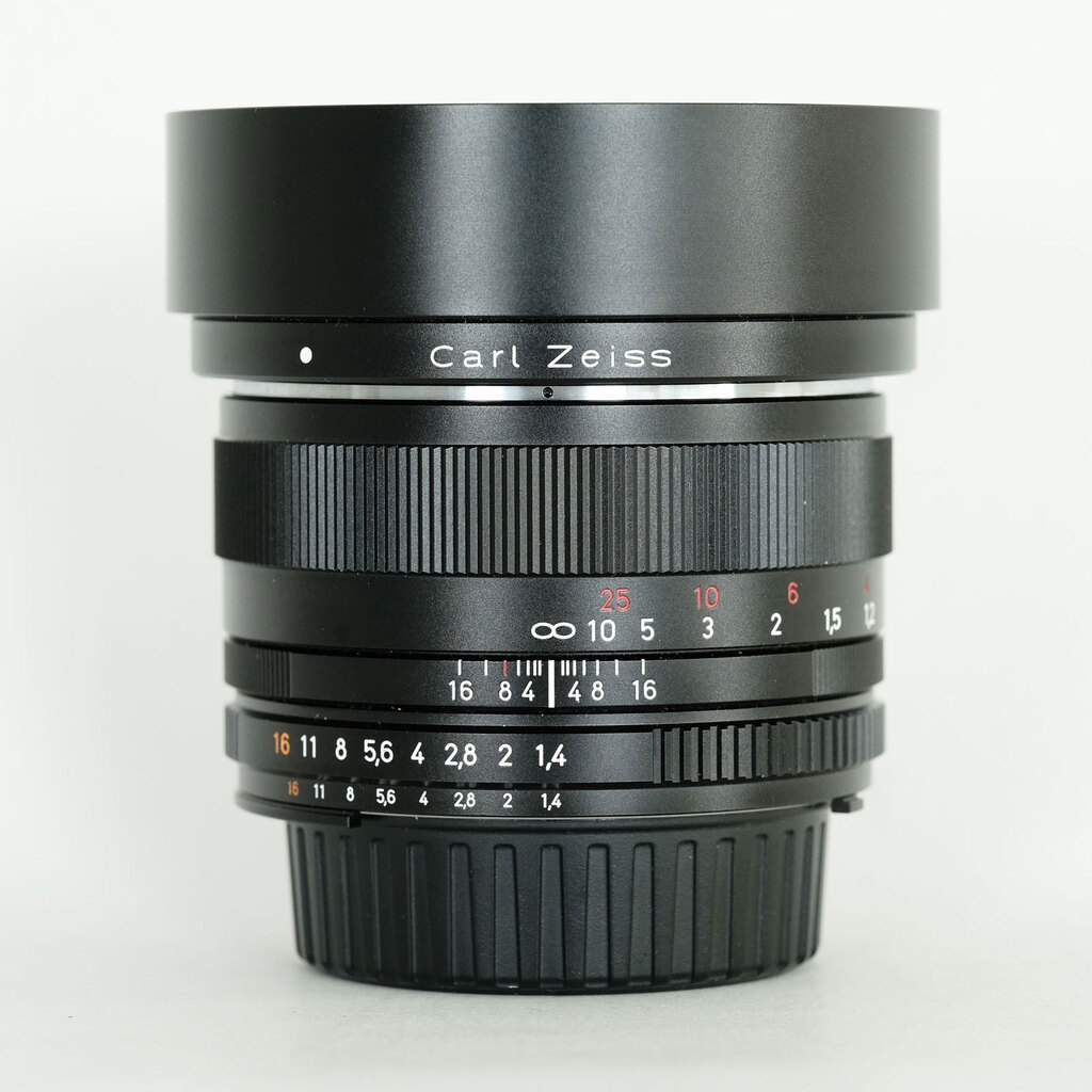 Carl Zeiss Planar T* 50mm F1.4 ZF.2 [ニコンF用]