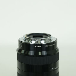 SONY E18-200mm F3.5-6.3 OSS LE SEL18200LE
