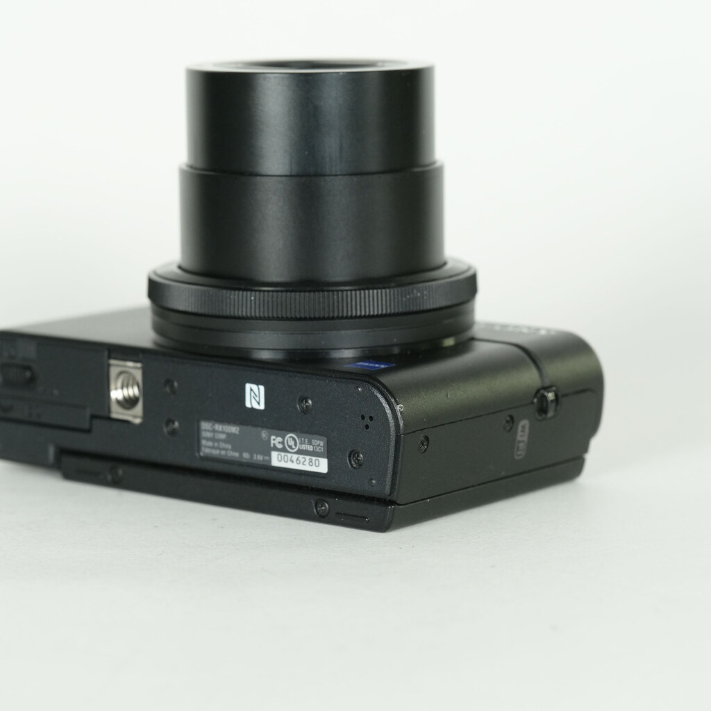 SONY Cyber-shot DSC-RX100M2