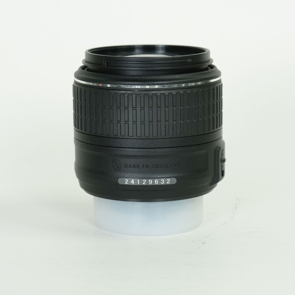 Nikon AF-S DX NIKKOR 18-55mm f3.5-5.6G VR II