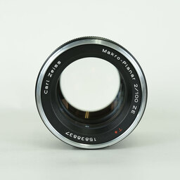 コシナ ツァイス Makro Planar T*2/100mm ZE