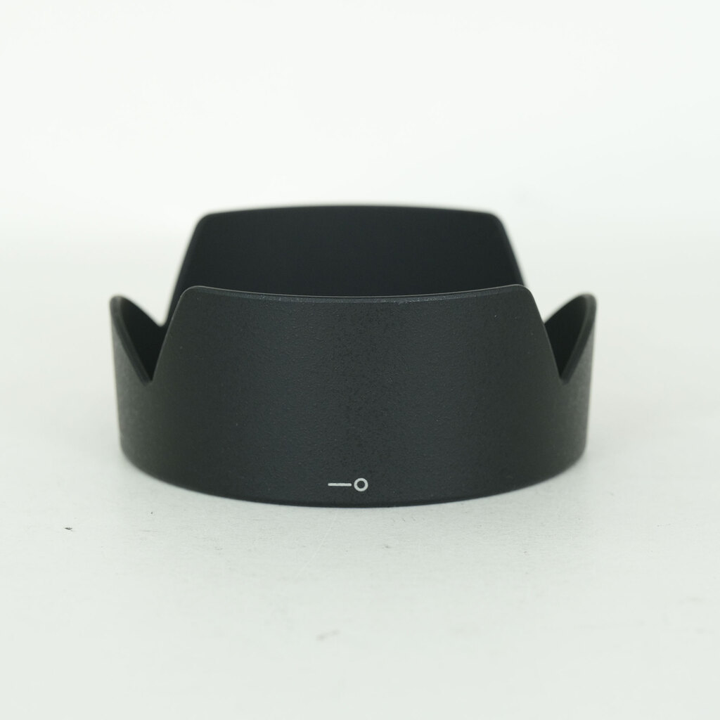 Nikon AF-S DX NIKKOR 18-140mm F3.5-5.6G ED VR Nikon AF-S DX NIKKOR 18-140mm F3.5-5.6G ED VR