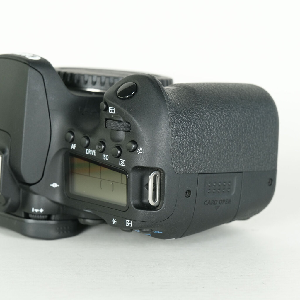 Canon EOS 90D
