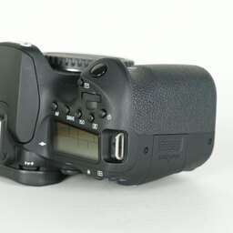 Canon EOS 90D