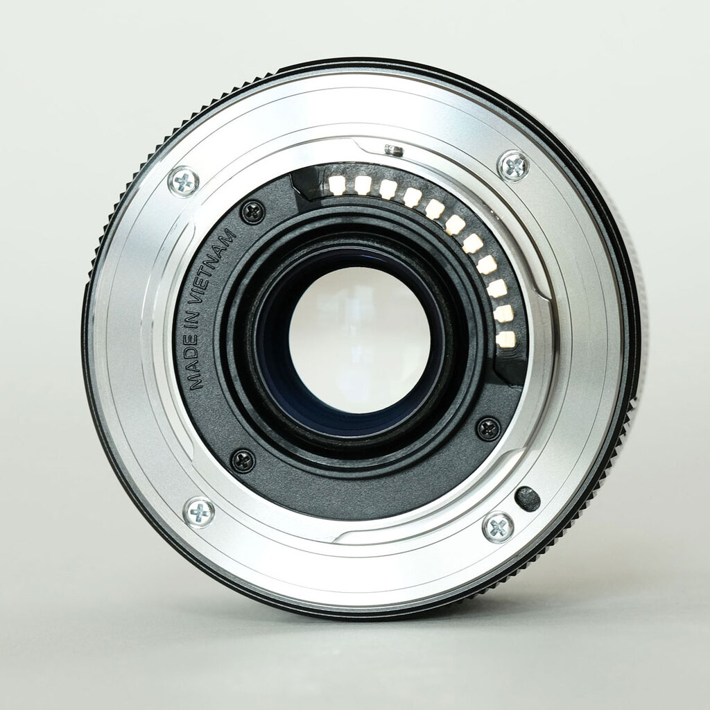 OLYMPUS M.ZUIKO DIGITAL 17mm F1.8