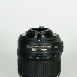 Nikon AF-S DX NIKKOR 18-55mm F3.5-5.6 G VR