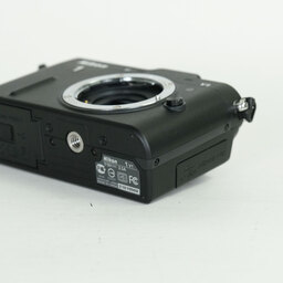 Nikon Nikon1 V1 ボディ ブラック
