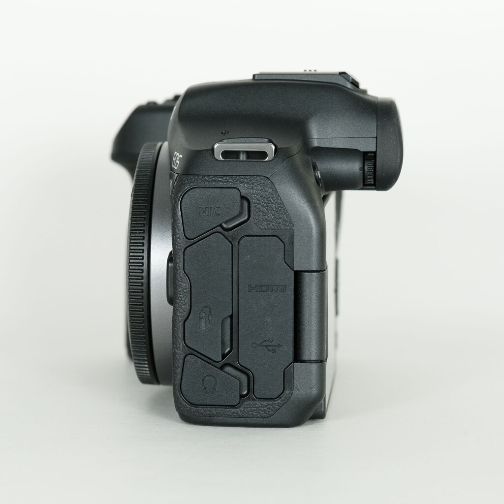 ほぼ新品です。キャノンEOS R7 ボディー Amazon.co.jp: canon eos r7 body : Electronics