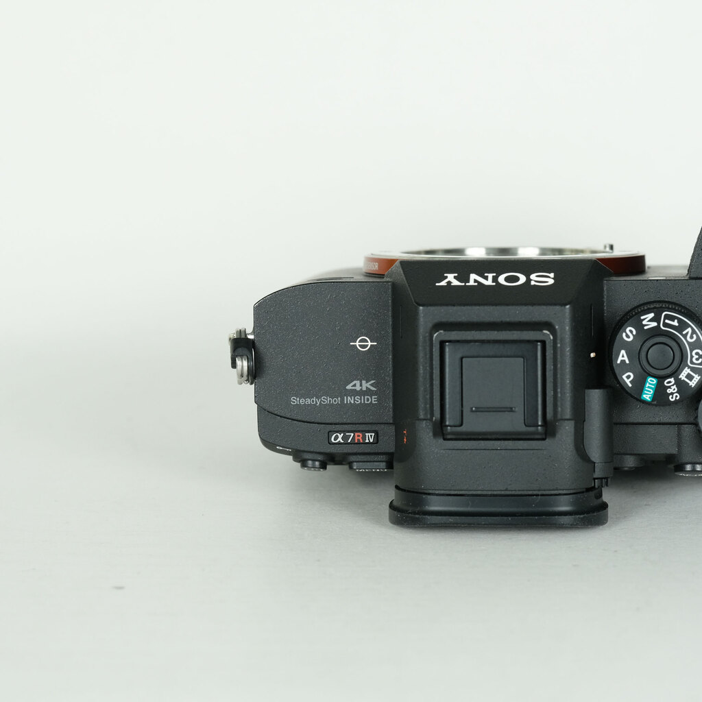 SONY α7R IV（ILCE-7RM4）の出品 | ONE SCENE（ワンシーン）