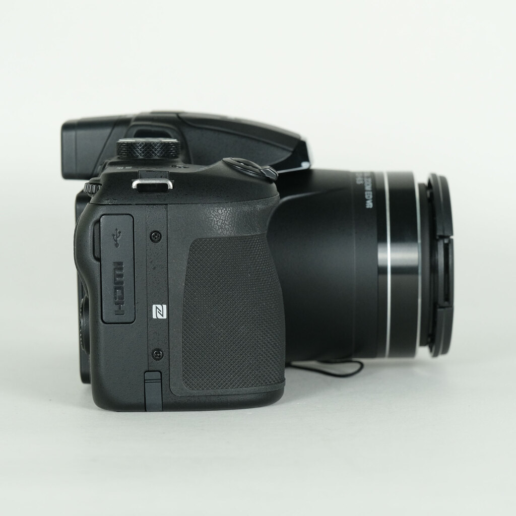 Nikon COOLPIX B700 ブラック