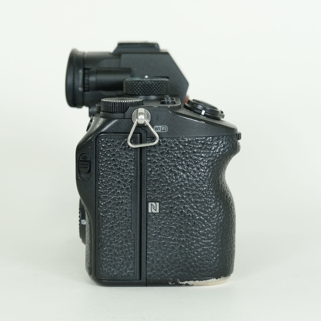 SONY α7 III(ILCE-7M3) SONY α7 III(ILCE-7M3)