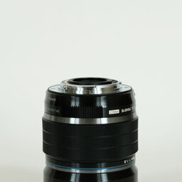 OLYMPUS M.ZUIKO DIGITAL ED 8mm F1.8 Fisheye PRO