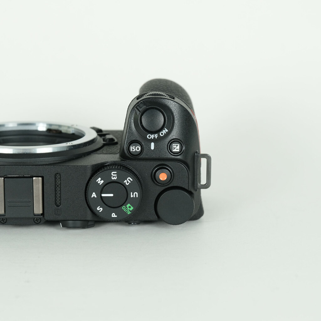 Nikon Z30の出品 | ONE SCENE（ワンシーン）