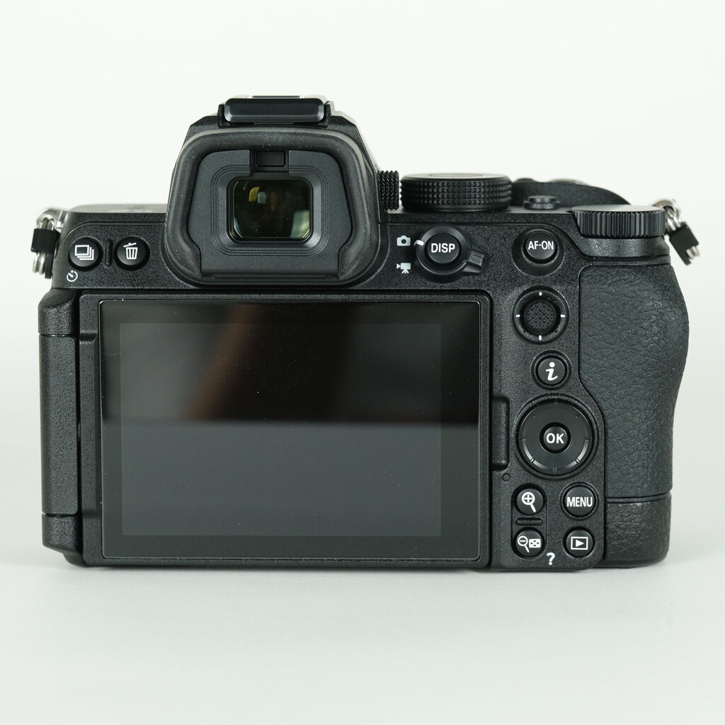 Nikon Z5IIの出品 | ONE SCENE（ワンシーン）