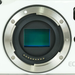 Canon EOS M ボディ ホワイト