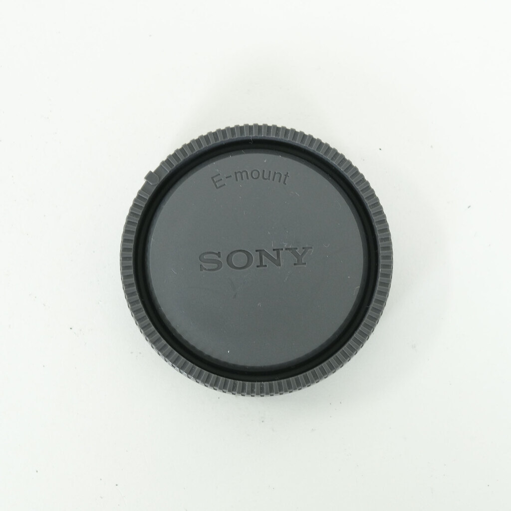 SONY E18-200mm F3.5-6.3 OSS SEL18200