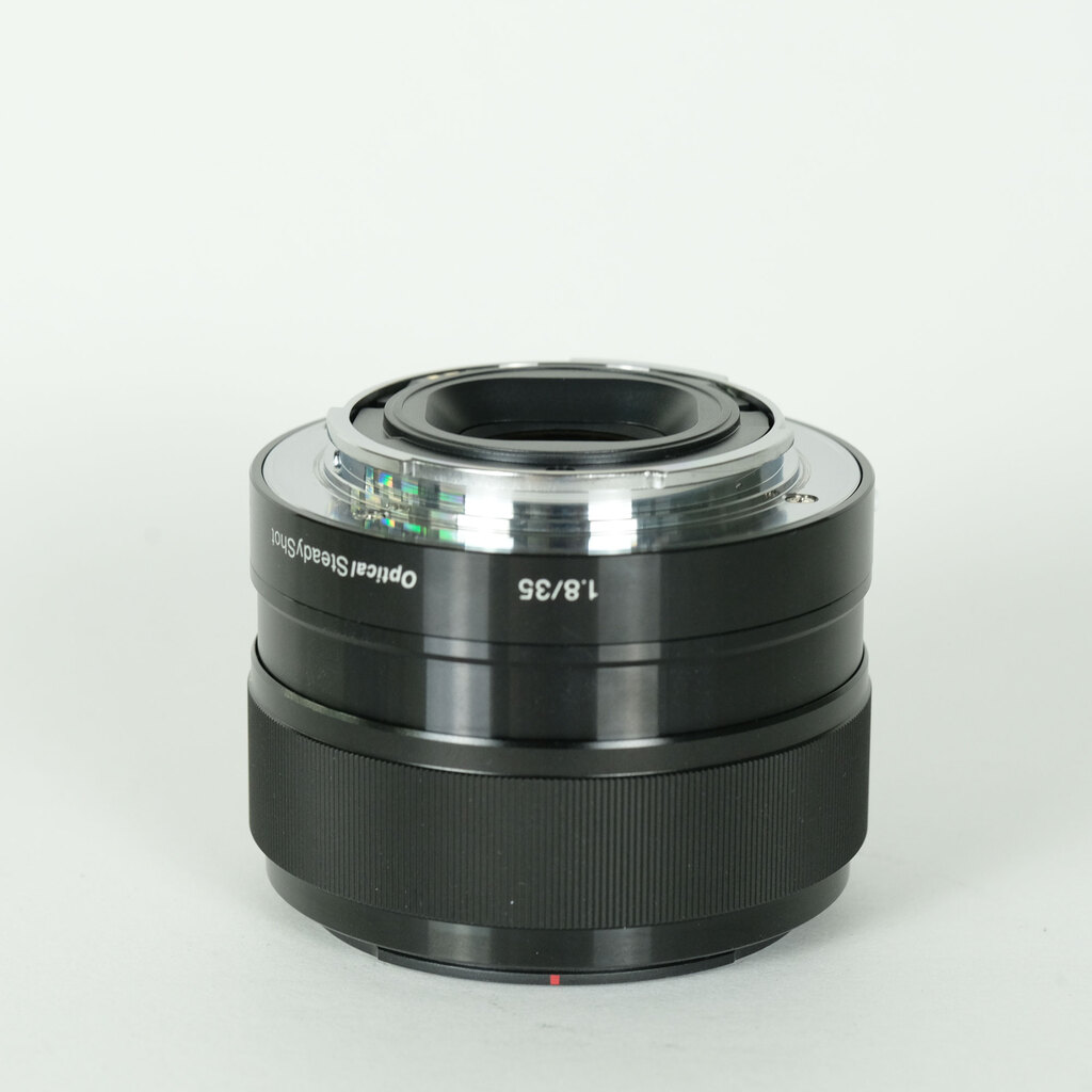 SONY E 35mm F1.8 OSS SEL35F18 SONY E 35mm F1.8 OSS SEL35F18