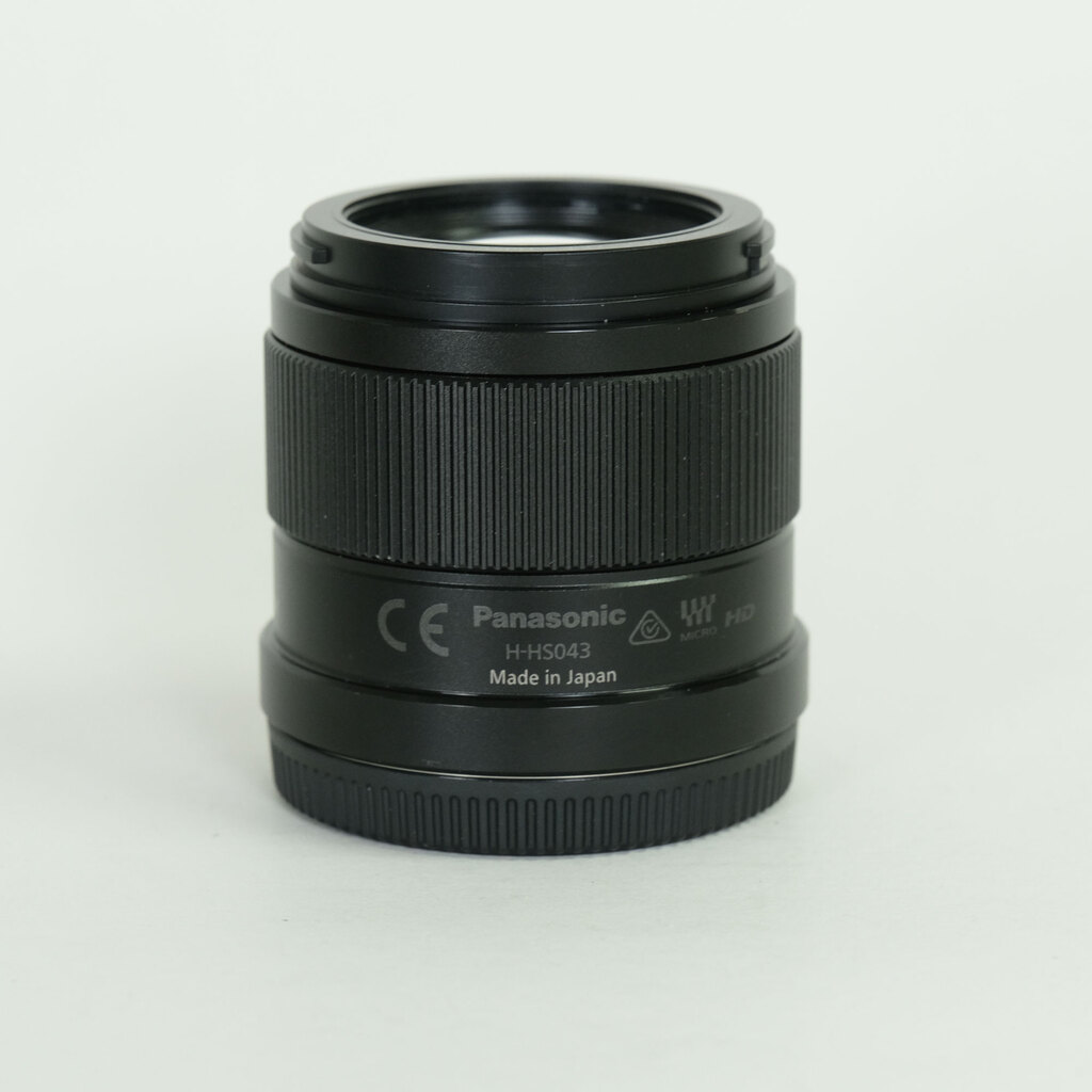 Panasonic LUMIX G 42.5mm / F1.7 ASPH. / POWER O.I.S.
