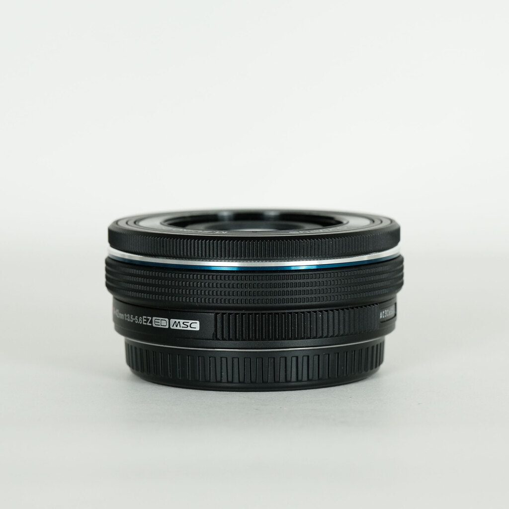 OLYMPUS M.ZUIKO DIGITAL ED 14-42mm F3.5-5.6 EZ ブラック