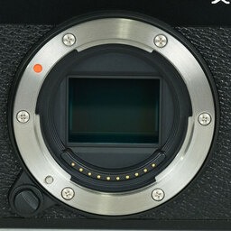 FUJIFILM X-E4