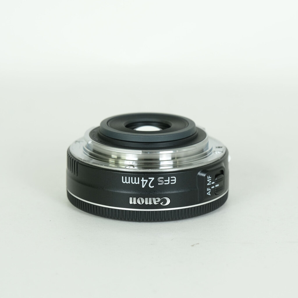 Canon EF-S24mm F2.8 STM Canon EF-S24mm F2.8 STM