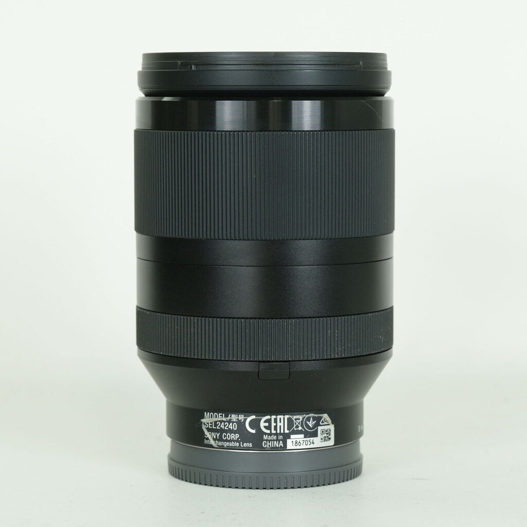 SONY FE 24-240mm F3.5-6.3 OSS SEL24240