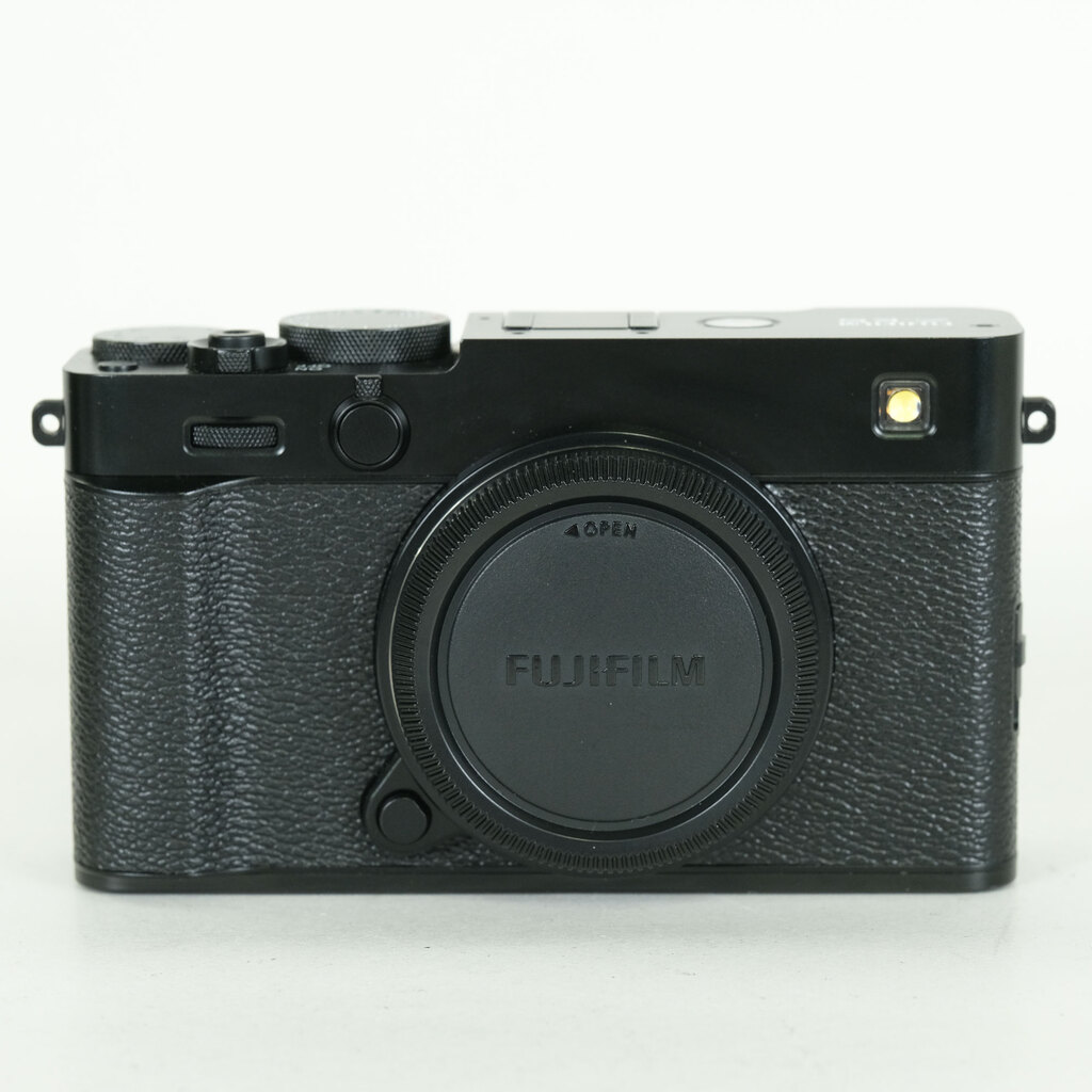 FUJIFILM X-E5